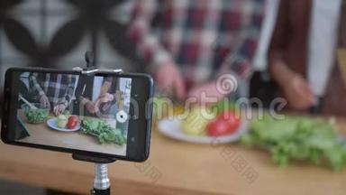 烹饪博客，手机制作视频录制现场健康食品从新鲜蔬菜准备