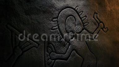 古代宇航员洞岩雕刻