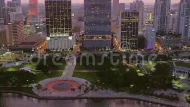 迈阿密市中心海滨公园的空中<strong>视频</strong>，<strong>时间</strong>为4k60p