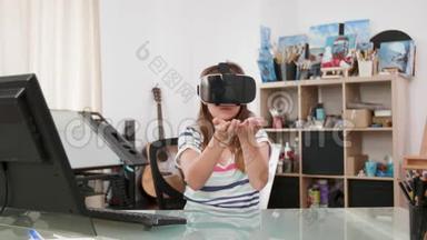 年轻女孩使用教育软件为她的虚拟现实学习新事物