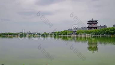陕西西安中国公园`湖