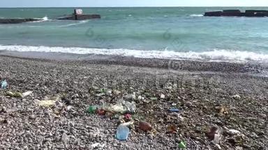 生态问题。 塑料<strong>垃圾</strong>在<strong>海洋</strong>和海岸，污染<strong>海洋</strong>。 黑色