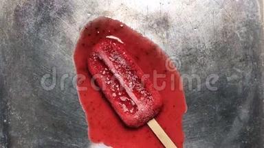 融化红草莓冰棒冰棒冰棒冰棒