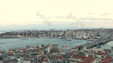 从加拉塔塔俯瞰伊斯坦布尔全景。 从加拉塔塔、蓝色清真寺、加拉塔俯瞰伊斯坦布尔