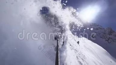 人滑雪板滑雪板向下斜坡特写与戈普罗