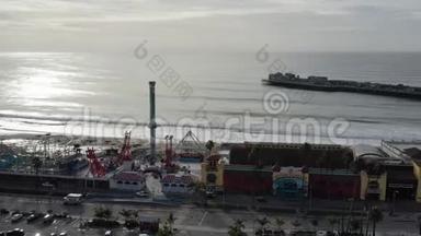 4圣克鲁兹码头美国加州过山车的鸟瞰图。 美国最长的<strong>木墩</strong>。