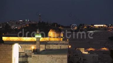 耶路撒冷阿克萨清真寺晚上在圣殿山顶上