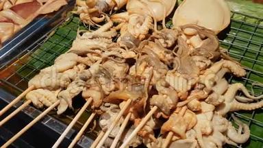 泰国鲜鱿鱼街美食菜谱.