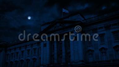 白金汉宫夜空明月