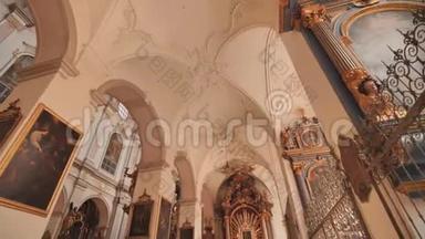 圣彼得教堂的内部`德国慕尼黑内城的<strong>罗马天主教</strong>教堂。