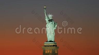 纽约自由女神像日落特写镜头