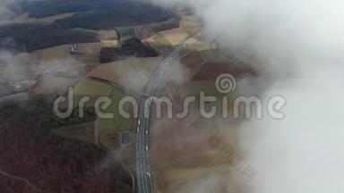 德国一条<strong>高速</strong>公路的空中镜头，4k