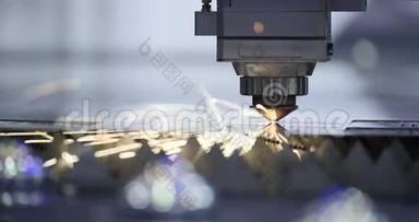 激光焊接机械技术切割特写。 金属制品。