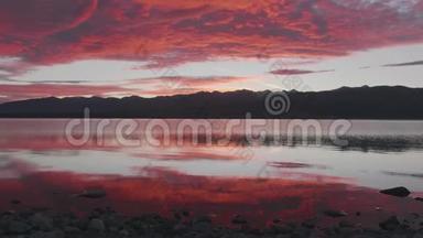 新西兰南岛坎特伯雷高地普卡基湖日落拍摄