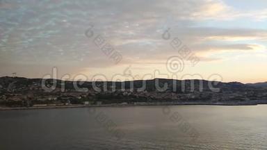 海湾和海岸清晨。 法国马赛，里约
