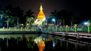 缅甸仰光的夜间寺庙
