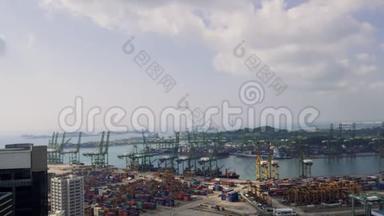 鸟瞰亚洲最繁忙的货运港。 新加坡商业港<strong>实时</strong>.. 鸟瞰