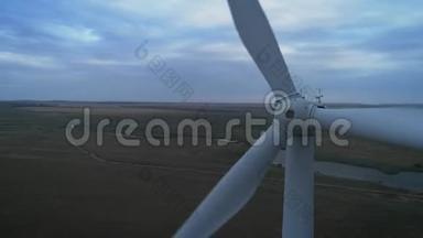 风力涡轮机的空中视图能源生产-4k空中拍摄日落。 日出时用4k无人驾驶飞行器拍摄的画面