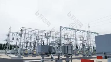 变电站由电能转换器组成.