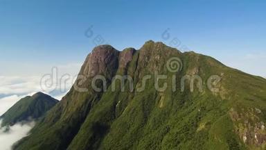 Parana峰的鸟瞰-巴西南部无人驾驶飞机的鸟瞰<strong>最高峰</strong>