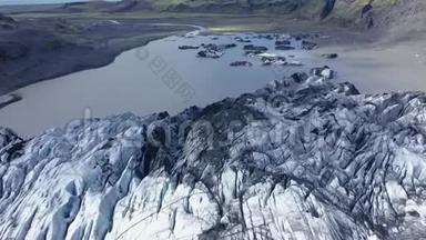 航空无人机高角度观看冰岛融化的Solheimajokull<strong>冰川</strong>。 气候变化、<strong>冰川</strong>融化、全球变暖
