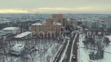 乌克兰，哈尔科夫-2016年12月13日：<strong>国立</strong>大学，德日普罗姆，冬季