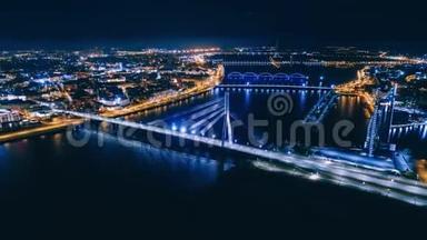 夜间里加无人驾驶飞机时间流逝城市桥梁高架桥道路交通机器Drone快速时间汽车运动