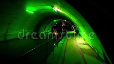 穿过梅茨市的老隧道