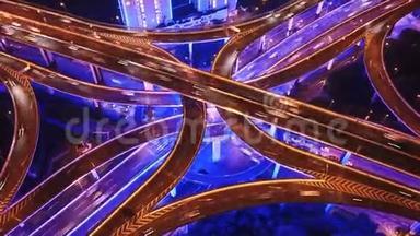 上海夜间公路交通4k空中超移视频