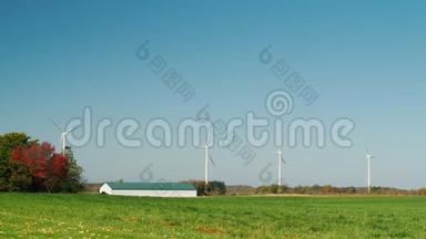 农业独立<strong>供电</strong>.. 典型农场和电梯附近的风力涡轮机