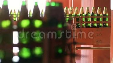 绿色玻璃瓶自动化生产线.. 工厂啤酒包装生产线