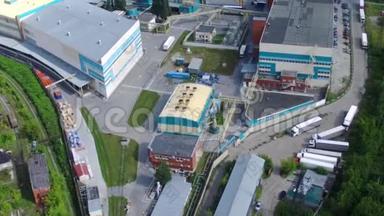 带有仓库的复杂工厂的工业区的俯视图。 录像。 <strong>成品</strong>开放区域.. 工业