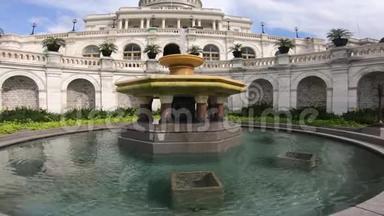美国首都大厦，国会大厦-喷泉环绕