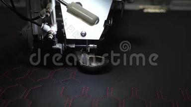 <strong>缝纫机</strong>控制电脑.. 自动<strong>缝纫机</strong>。 自动机器刺绣。 数控机器人技术