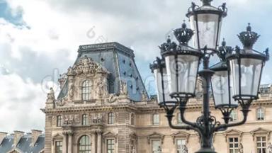法国巴黎卢浮宫著名博物馆和美术馆的侧廊入口、路灯和建筑