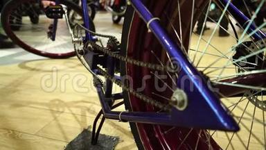 创意转化一个自行车纺车.