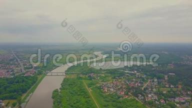 波兰乡村和河谷景观的空中拍摄
