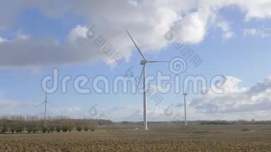 风力涡轮机转动的时间。 风车