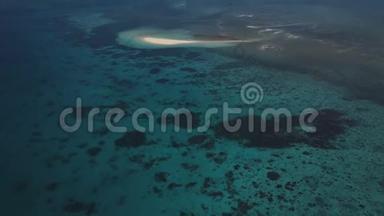 航空：一个小岛，一个<strong>失落</strong>的岛屿，美丽的蔚蓝的水，一个两人的岛屿，桑给巴尔，马尔代夫