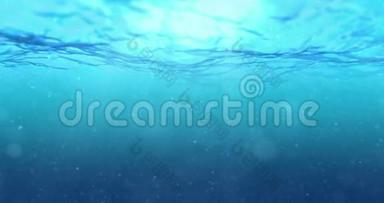 高质量的完美无缝深蓝海浪从水下背景与微粒子流动