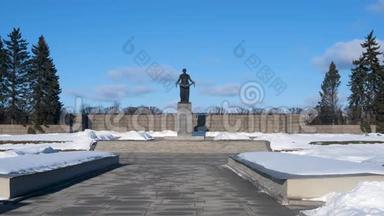 第二次世界大战。 列宁格勒。 皮斯卡雷夫斯科耶墓地。