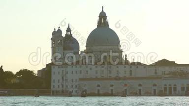 圣玛丽亚·德拉<strong>敬礼</strong>教堂，从大运河俯瞰威尼斯假日