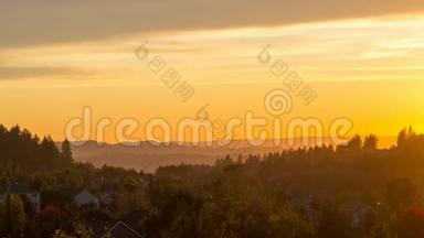 黄昏时分，俄勒冈州欢乐谷住宅区的美丽日落4k uhd时间流逝
