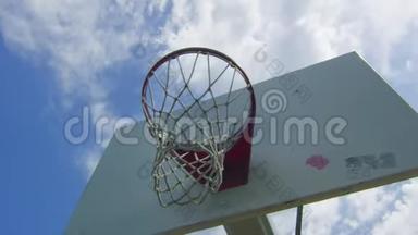 篮球篮圈慢动作投篮.