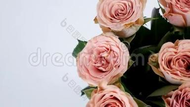特写，从上方观看，鲜花，花束，旋转，鲜花组成玫瑰卡布奇诺.. 神的美