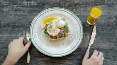 早餐-咸肉和奶酪煎蛋，手叉式咖啡厅<strong>内景</strong>