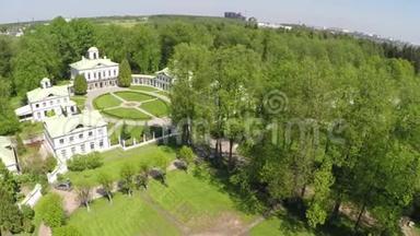 莫斯科Tsaritsyno博物馆和保护区的空中绿化景观