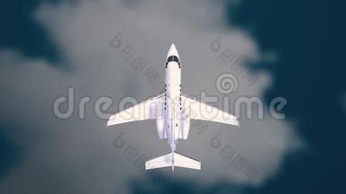 飞机在蓝天的云<strong>中</strong>飞行，在白天的阳光和云<strong>中</strong>飞行，飞机，飞机。 夏季