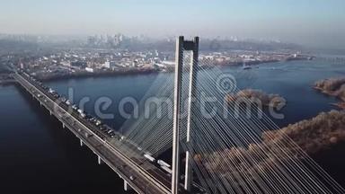 乌克兰基辅南桥市的鸟瞰图