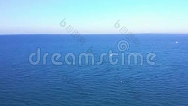 西西里岛平静大海的鸟瞰图